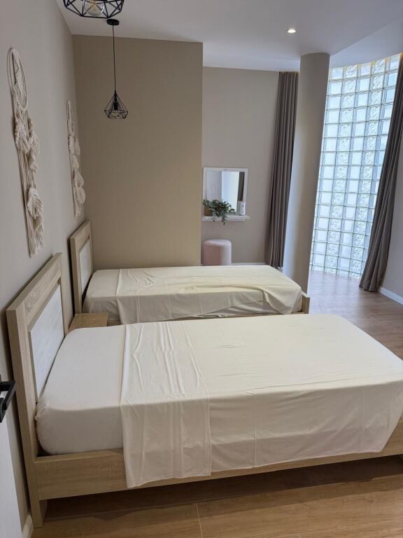 Shitet Apartament 2+1 📍– Vlore, pranë Shkollës Industriale