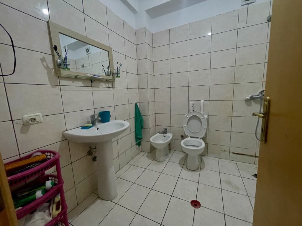 Appartamento in vendita, 2+1 arredato a KMY, Yzberisht