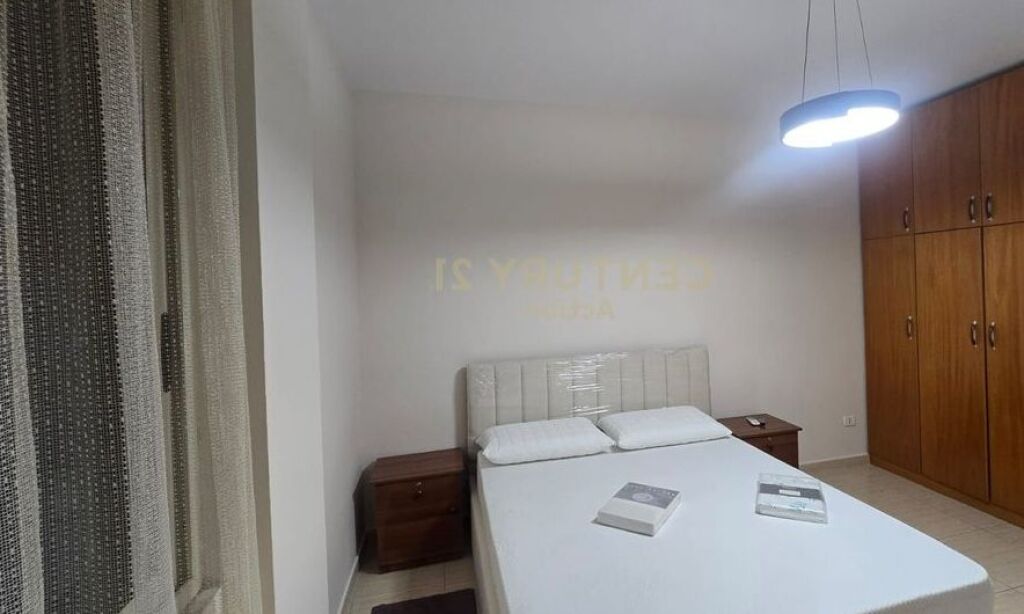 Apartament 1+1 me qera tek Rr.Elbasanit