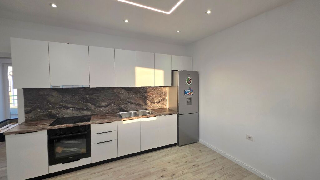 APPARTAMENTO 1+1 IN VENDITA VICINO ALLA PALESTRA DELLO SFORZO, VLORE