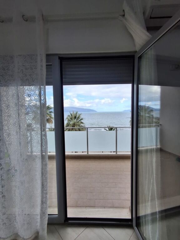 Appartamento 2+2 in affitto –📍 Lungomare, Vlorë | Vista mare completa