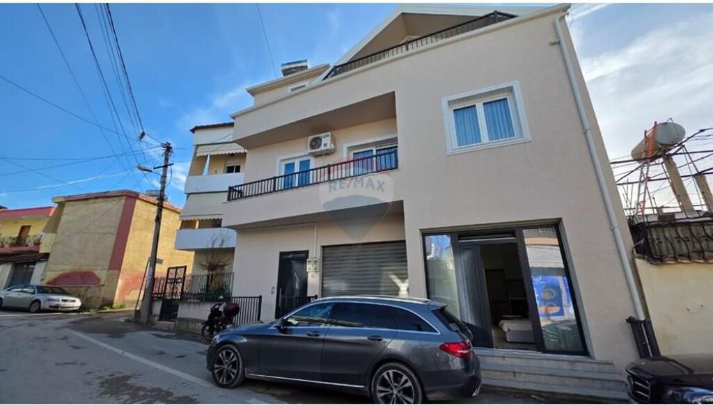 🏡✨ APARTAMENT 1+1 ME QIRA – ZONA TOPANA, VLORË