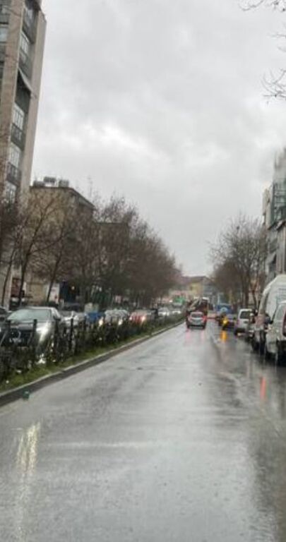 ✨ Ambient komercial për shitje – Buzë rruge