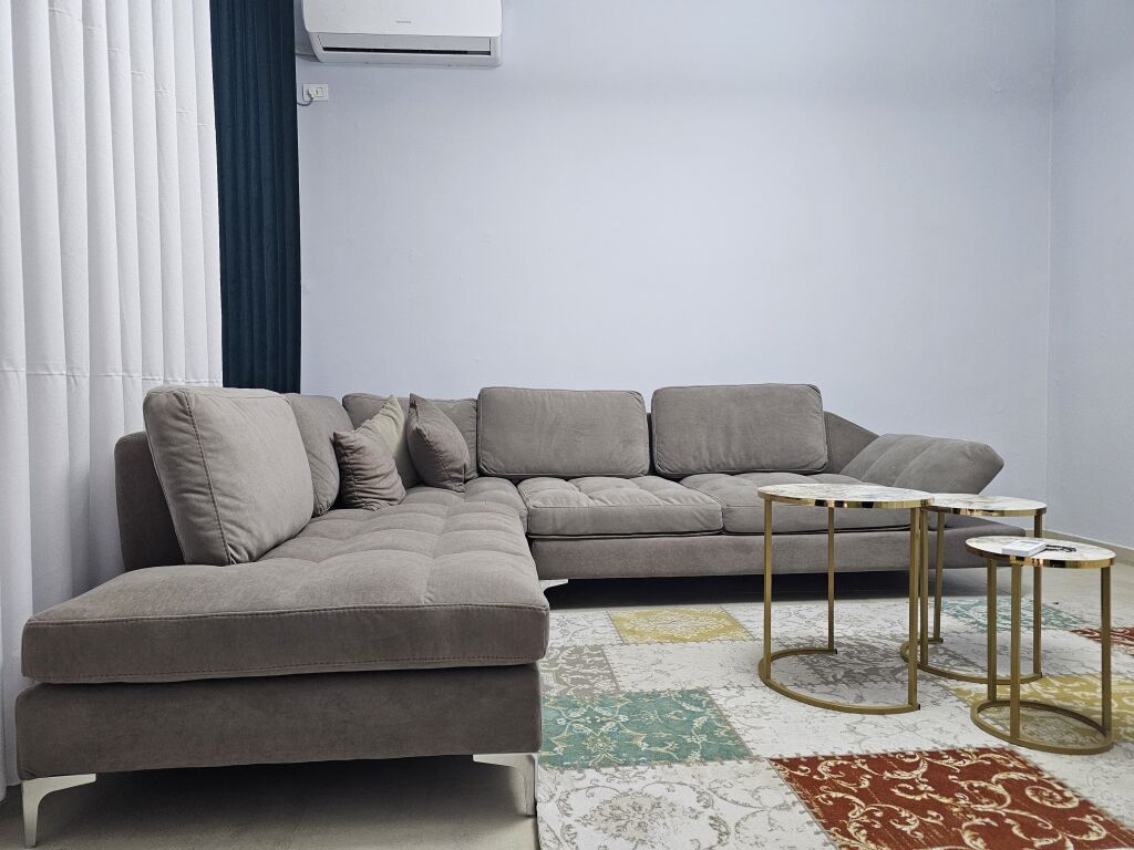 1+1+Parcheggio in affitto presso medrese RrFerit Xhajko