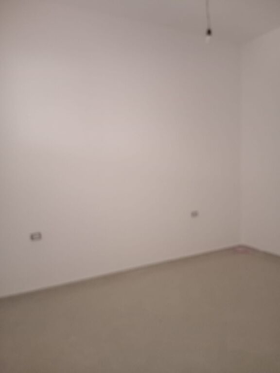 Apartment for sale  Barjam Curri school   