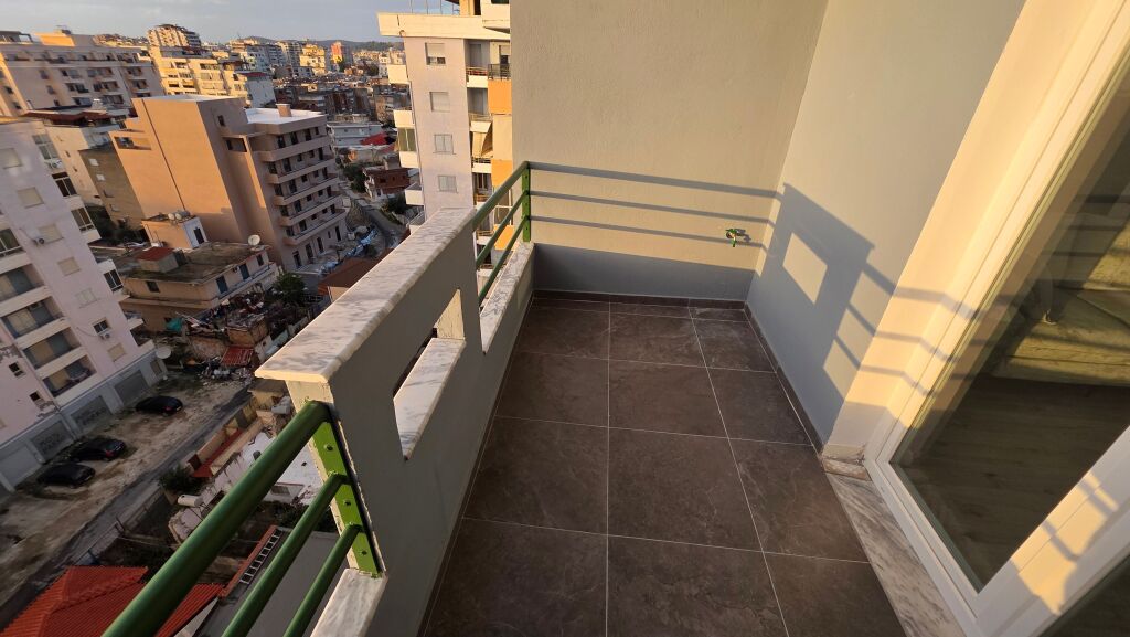 APPARTAMENTO 1+1 IN VENDITA VICINO ALLA PALESTRA DELLO SFORZO, VLORE