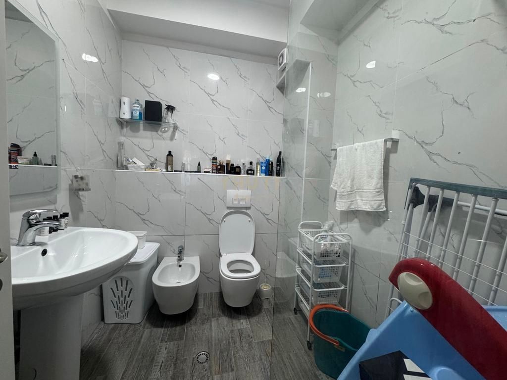 Appartamento 2+1+2 in vendita al lago secco