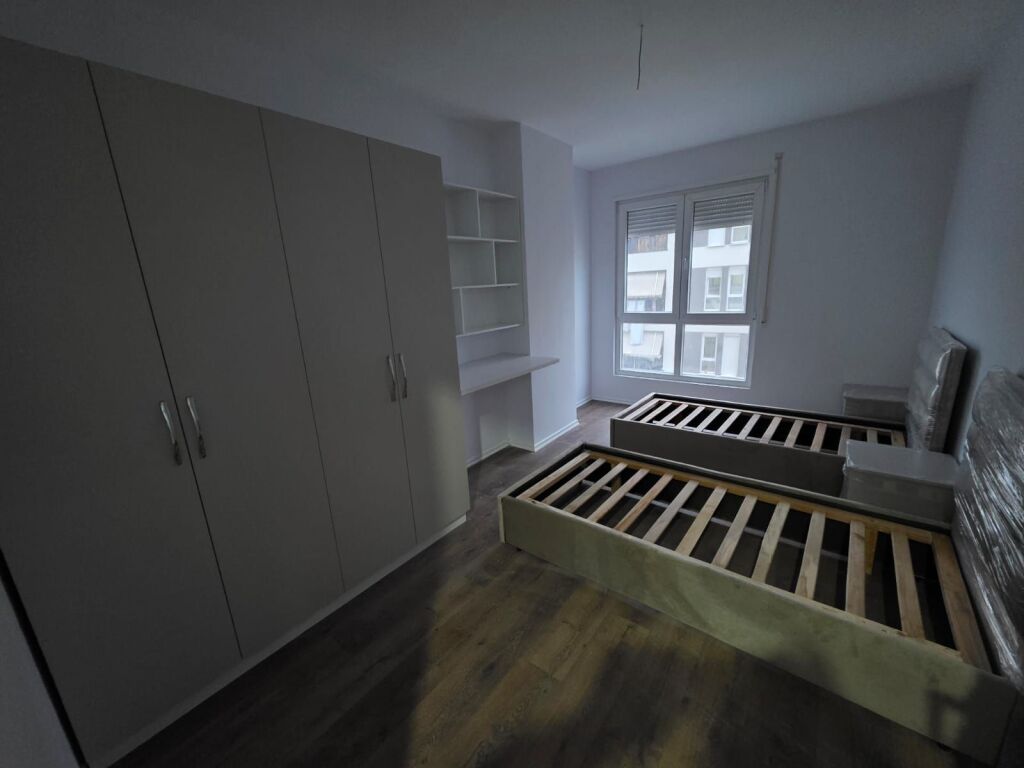 5 Maggio Affittasi Appartamento 2+1