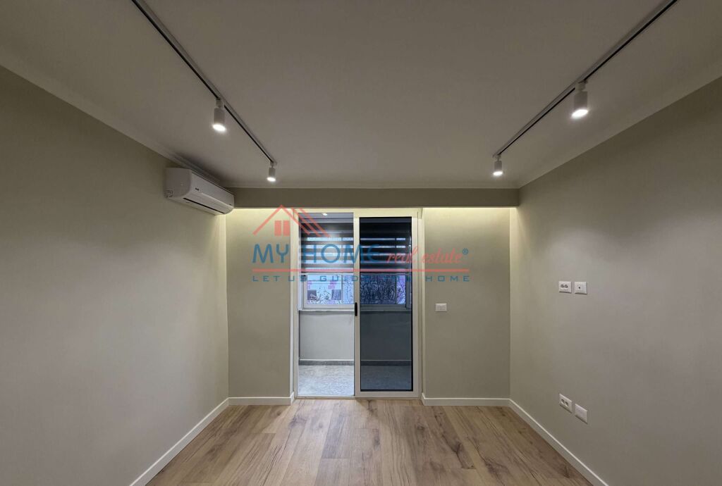 Apartament 1+1 ne shitje 21 Dhjetori ne Tirane