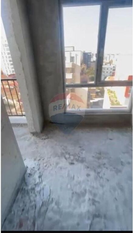 Shitet Apartament 1+1 prane QSUT