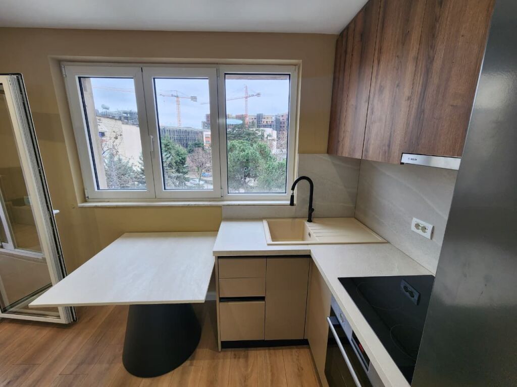 For Rent: Ultra Modern 1+1 Apartment 📍21 Dhjetori – Mozaiku area 3rd floor (no elevator)