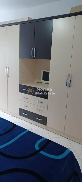 Shitje | Vilë 3 kateshe | Kombinat | 130000 €