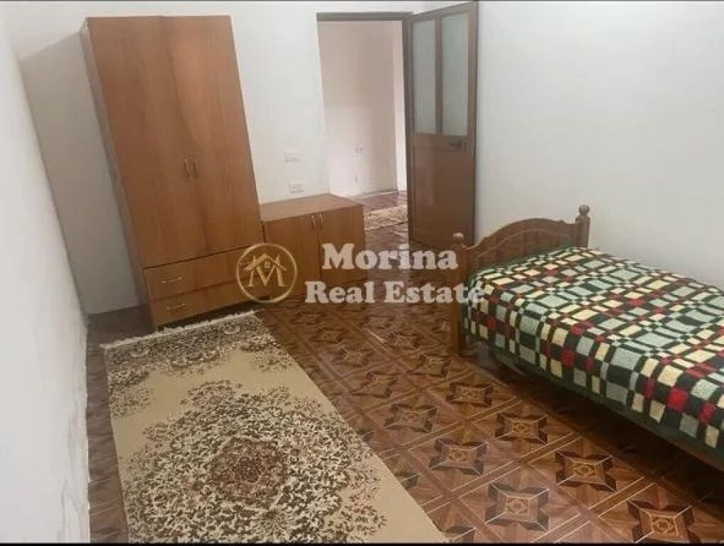 Shitje | Vilë 3 kateshe | Kombinat | 130000 €
