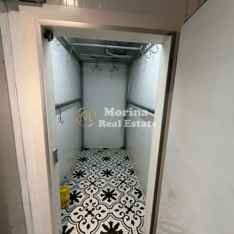 Vendita | Attività Commerciale | Via Ferit Xhajko | 33000 €