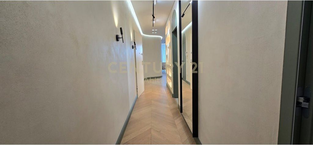 KLINIKË OSE ZYRË PËR QERA -- RESIDENCA ALTANA -- AMBIENT SUPER PREMIUM