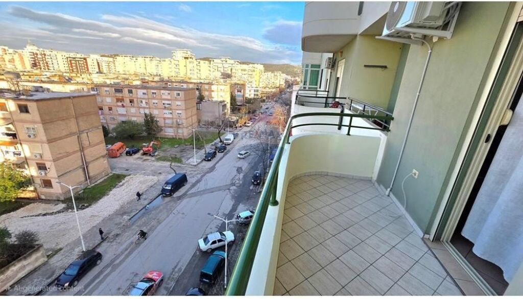 🏡 APARTMENT 2+1 FOR RENT – VLORË