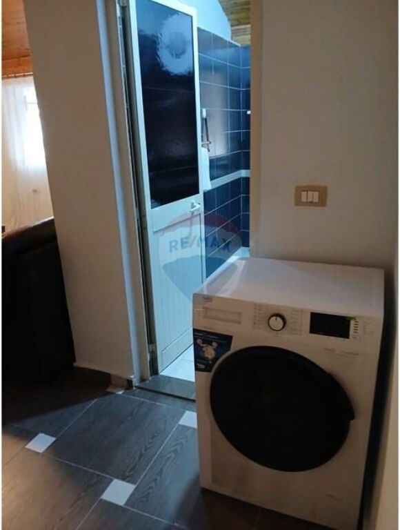 Apartment for rent 2+1 at Komuna e Parisit