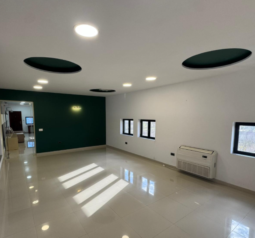 🏭 Jepet Kapanon me Qira – Rinas    