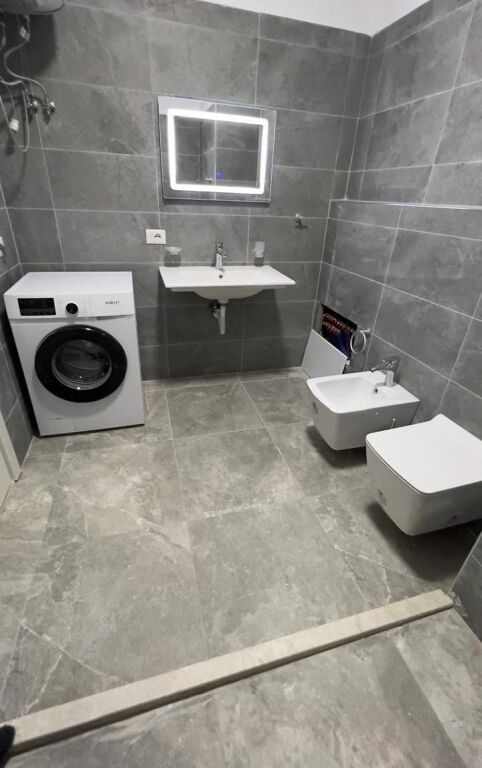 Affittasi appartamento 2+1 al Complesso Grand Gallery a Yzberisht