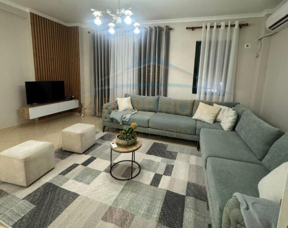 Affitto, Appartamento 2+1, Fresk, Tirane.