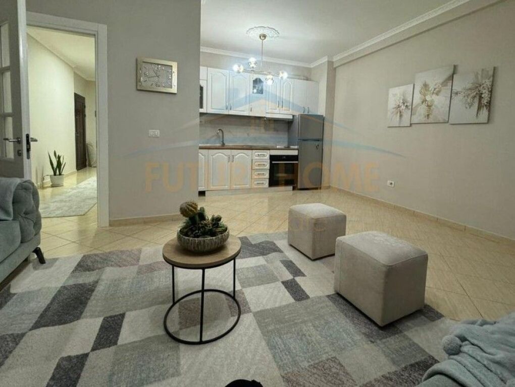 Affitto, Appartamento 2+1, Fresk, Tirane.