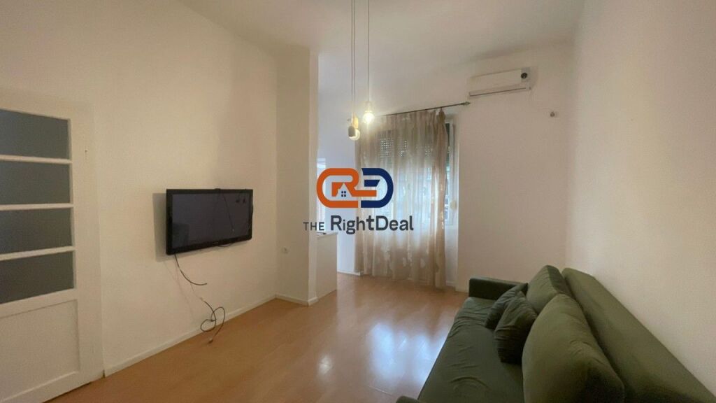 Tek Sheshi Wilson, Jepet Me Qira Apartament 2+1, Me Lokacion Ideal!!!