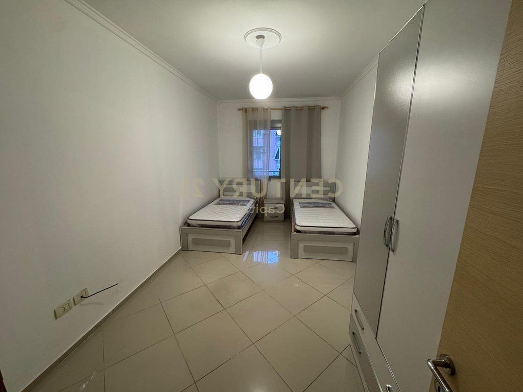 Jepet Apartament 2+1 me qira ne Astir