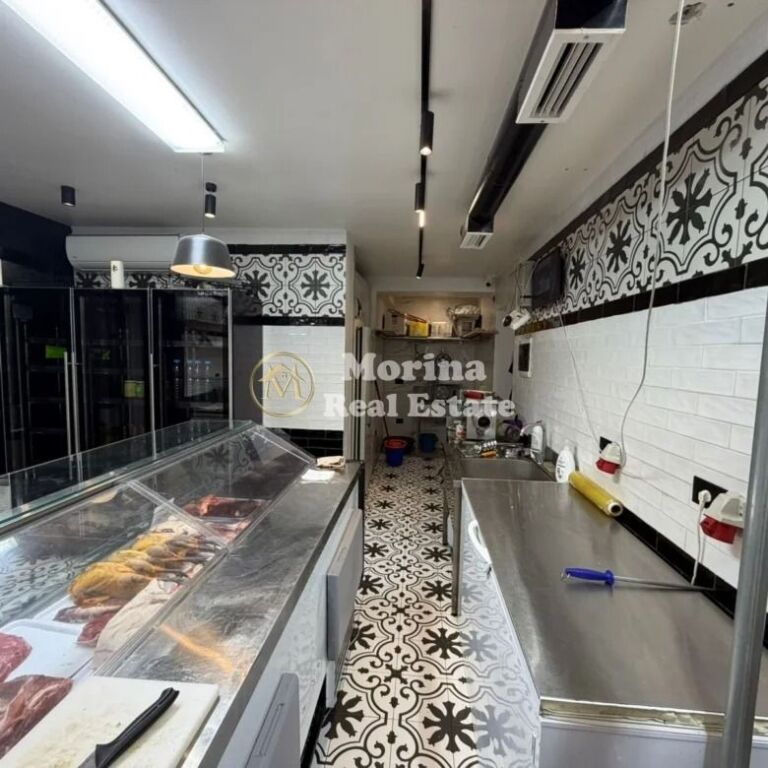 Vendita | Attività Commerciale | Via Ferit Xhajko | 33000 €