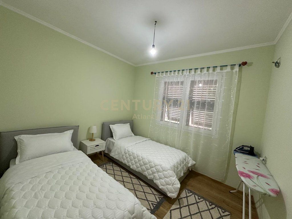 FOR RENT SECOND FLOOR OF A VILLA, FORMER DISTRICT, DURRES 450 € /Month