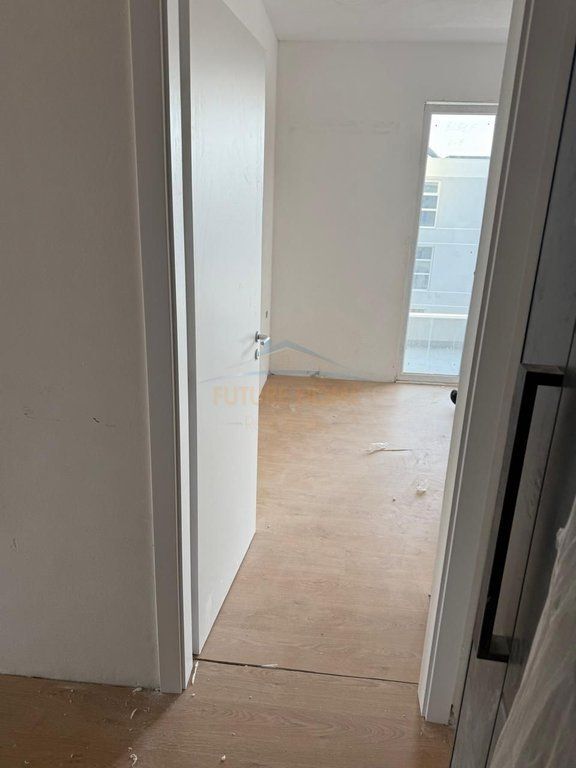 Shitet, Apartament 2+1+2, Univers City, Tirane