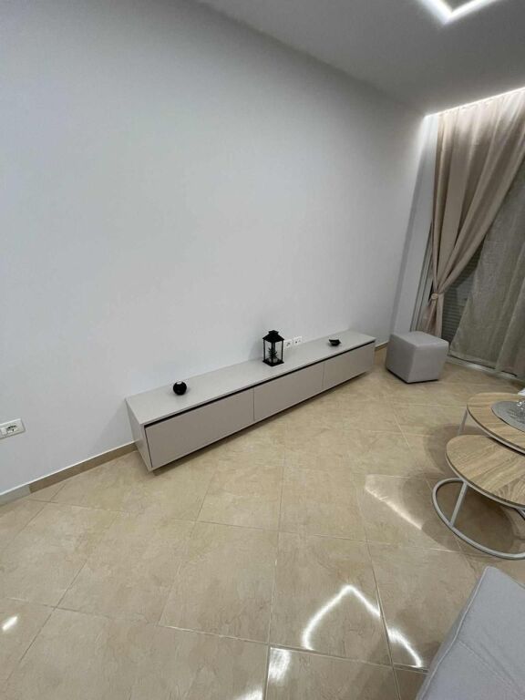 APARTAMENT 1+1 NË SHITJE - Vlorë me pamje nga deti📍