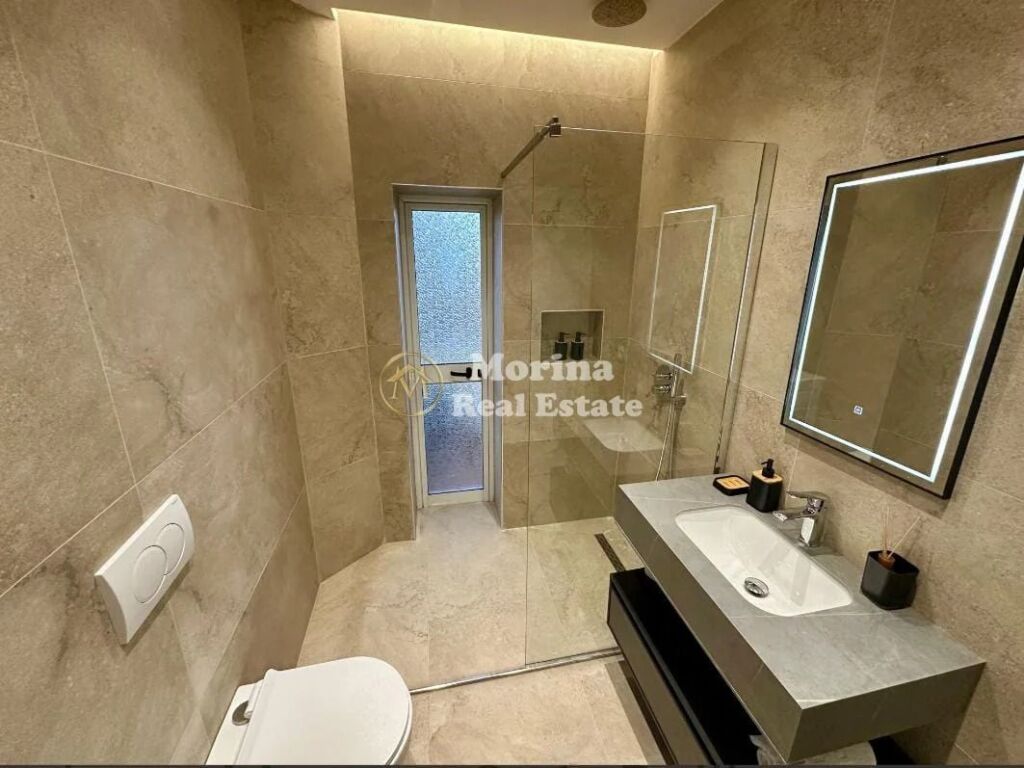 Qera | Apartament 2 + 1 | Bulevardi Bajram Curri | 700 €/muaj