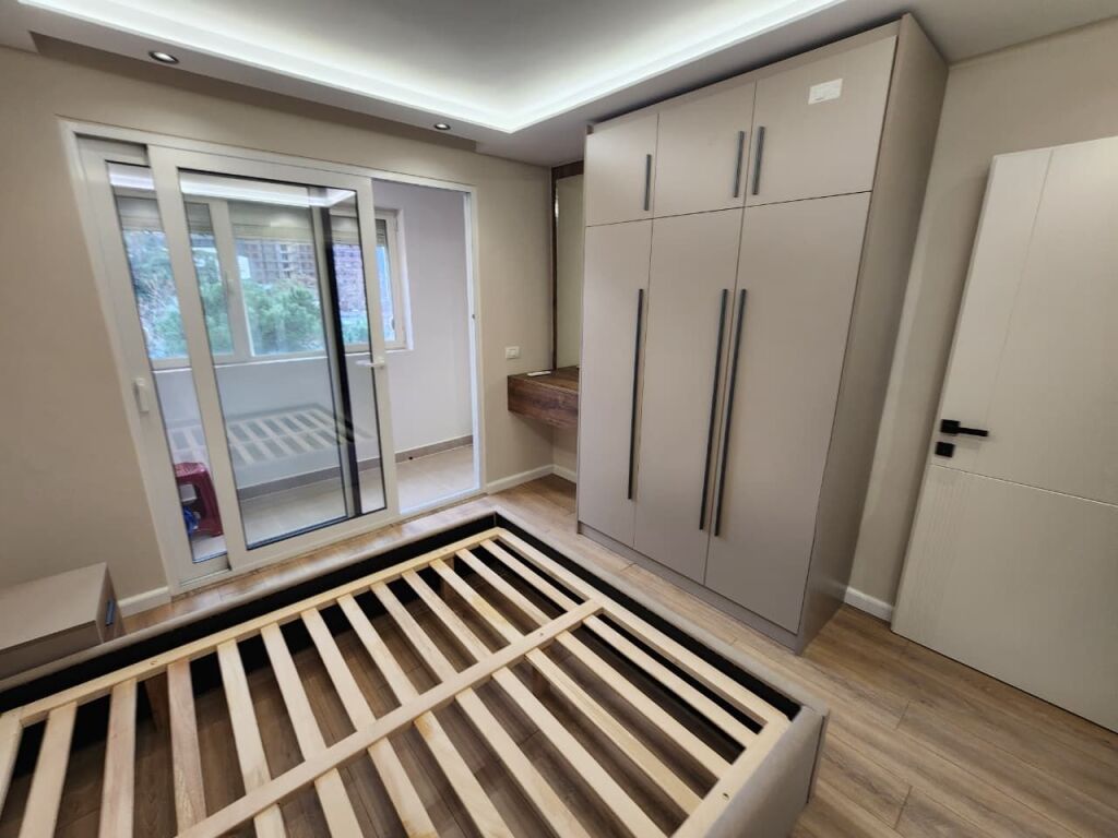 For Rent: Ultra Modern 1+1 Apartment 📍21 Dhjetori – Mozaiku area 3rd floor (no elevator)