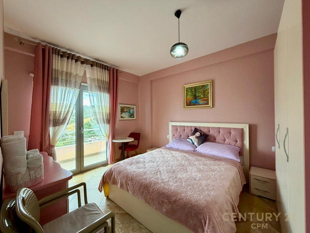 SHITET APARTAMENT 2+1 NE VIJE TE PARE ME DETIN NE LUNGOMARE