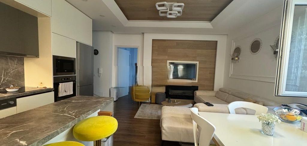 VENDIAMO APPARTAMENTO 2+1+2 AL LAGO ASCIUTTO