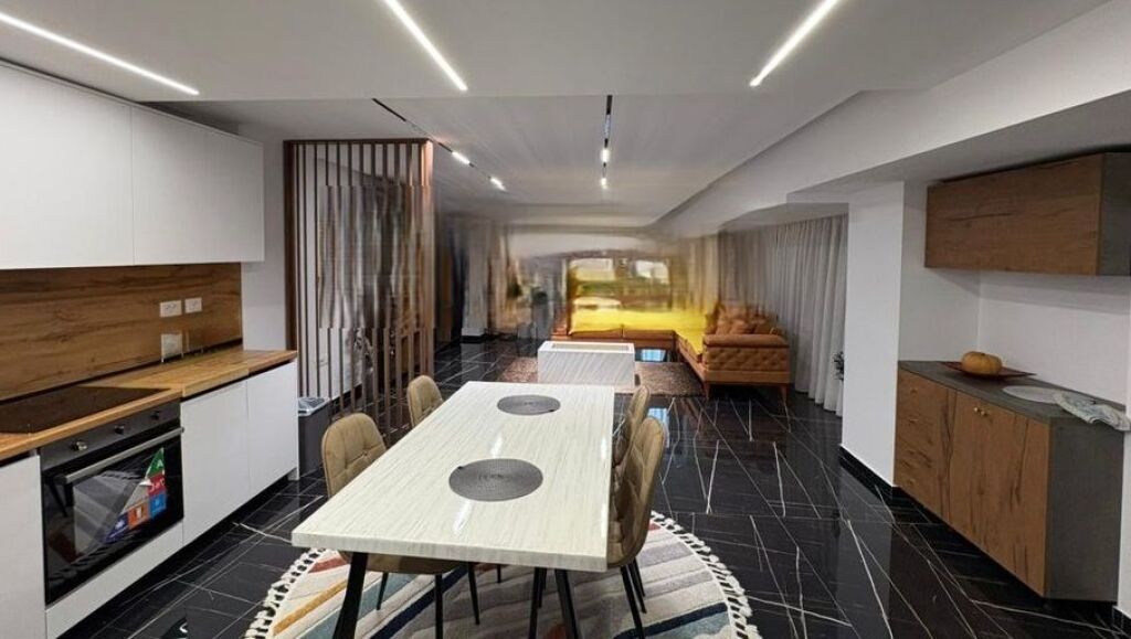 JEPET ME QIRA APARTAMENT 2+1 – ISH FUSHA E AVIACIONIT!