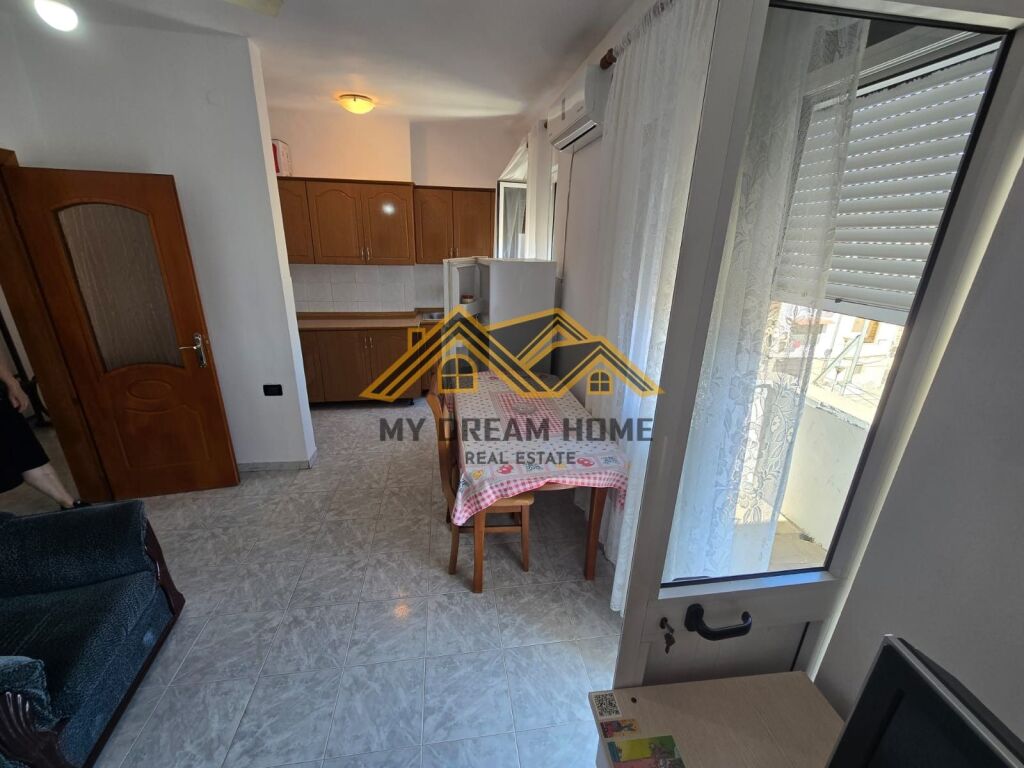 SHITET APARTAMENT TEK ZJARRFIKSJA 3+1+2+3B NE DURRES