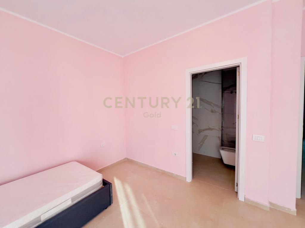 Apartament 2+1+2+2 Poste Parkimi tek 5-Maji, prane Concord Center!