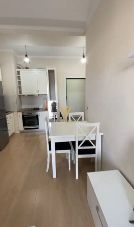 APPARTAMENTO 1+1+BLK IN AFFITTO AL 21 DHJETORI 55.000 LEKE