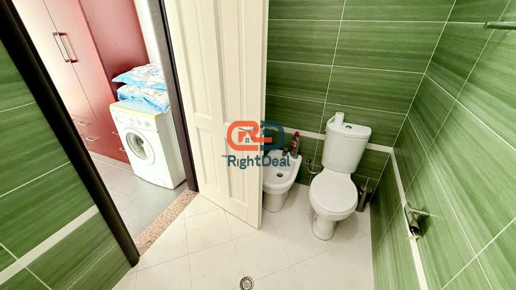 Ne Gjirin E Lalezit, Shume Prane Detit, Shitet Garsoniere Ideale Per Investim !!!