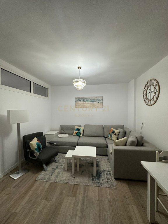 Shitet apartament 1+1 ne plazh Hekurudha 68,000 €