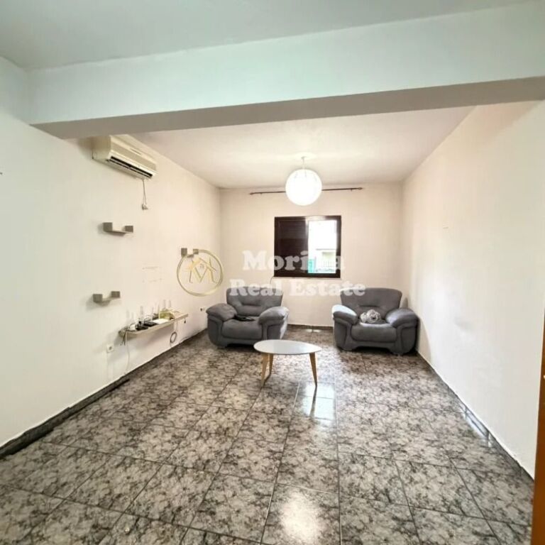 Rent | Private house 2 + 1 | Selitë | 450 €/month