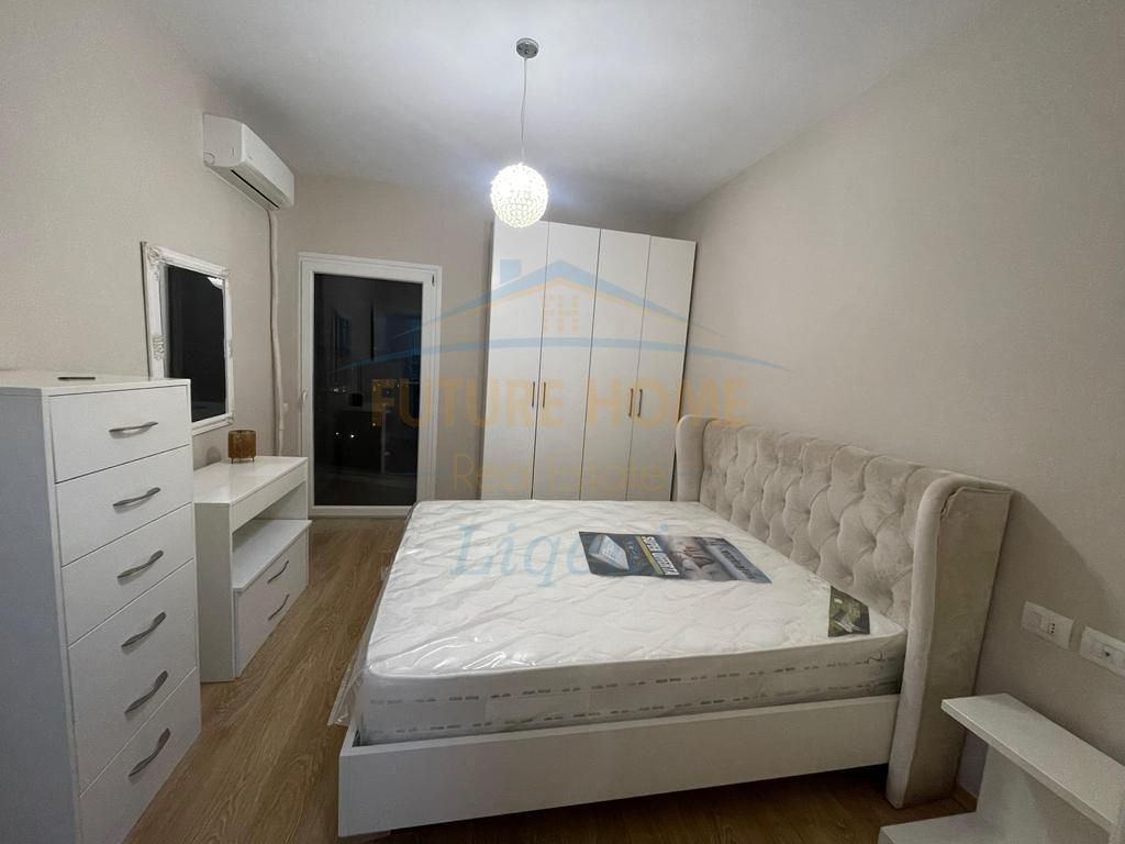 Qera, Apartament 2+1, Kopshti Botanik, Tirane
