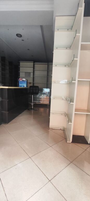 Business premises for rent