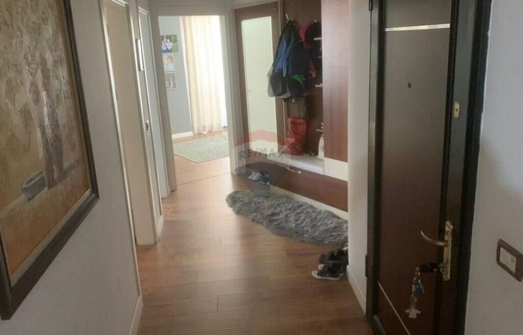 Apartament - Për Shitje - Bulevardi Migjeni, Tiranë(ID: 530571005-55)