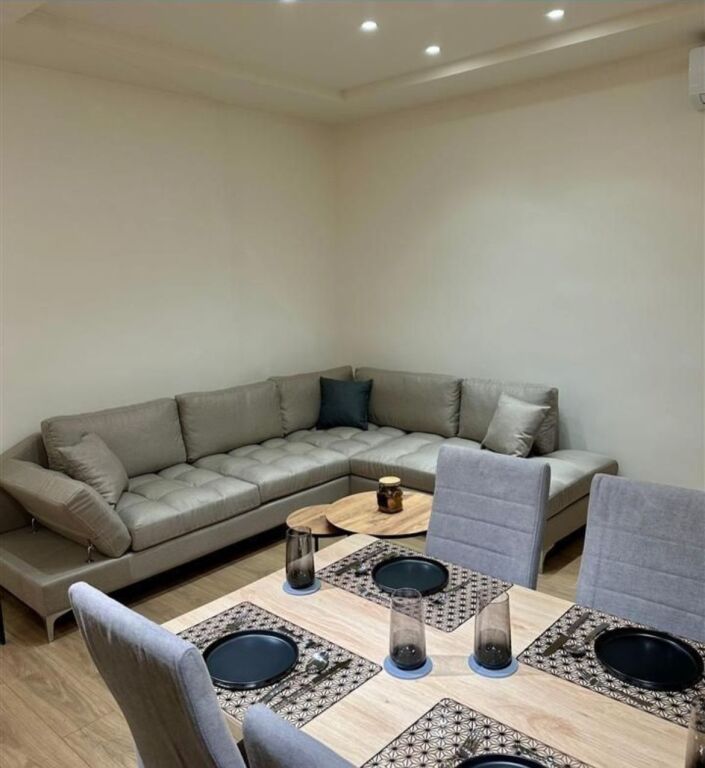 Shpi me qera te drejtoria e policiase