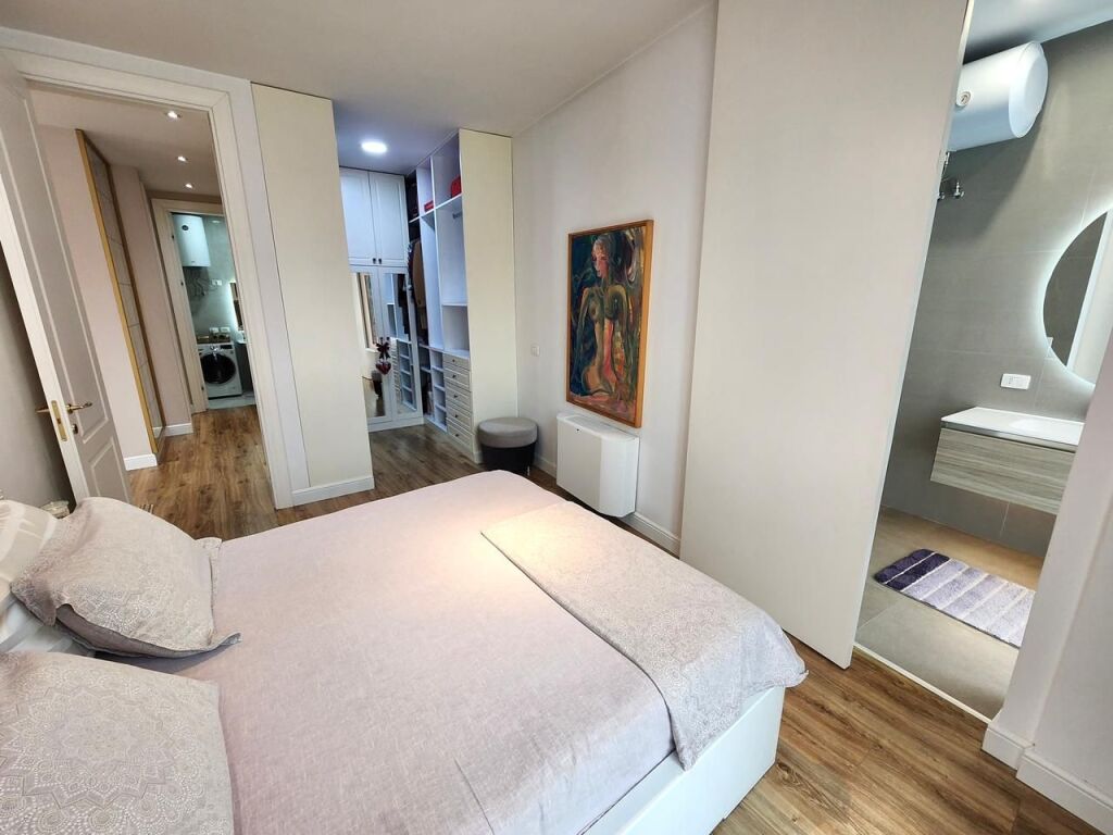 Hera e Pare Me Qera: Apartament Luksoz 2+1+2wc | 110 m² 📍Rr. e Elbasanit - PARK GATE, Ambasada Amerikane || Pallati me i Kerkuar (1,500€/muaj)
