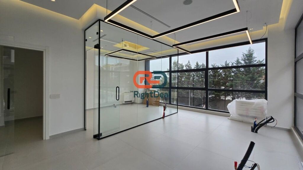 In Porcelan near Green Harmony, an invested space is for rent for a clinic!