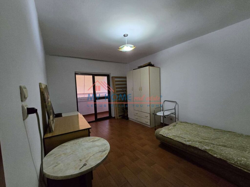 Apartament 3+1 me Qira Rruga e Barrikadave Tirane