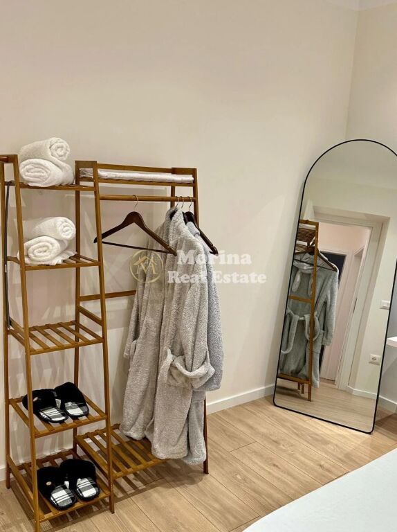 Qera | Apartament 2 + 1 | Bulevardi Bajram Curri | 700 €/muaj